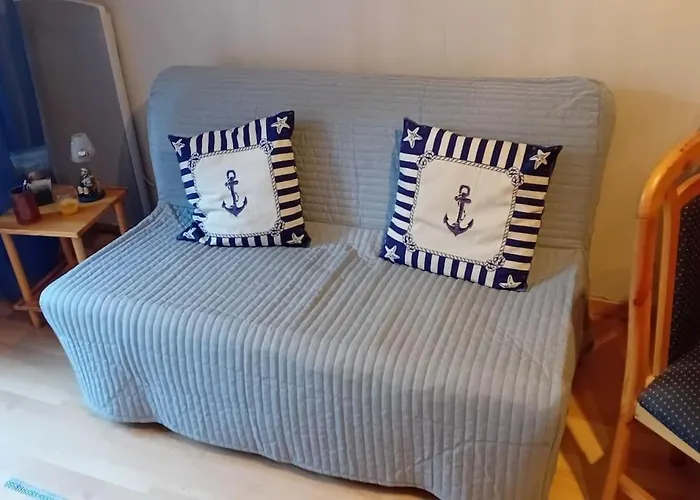 Appt 4 Personnes En Residence,wifi, Parking. *